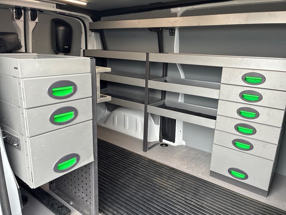 Peugeot e-Expert 75 L2 Premium Van