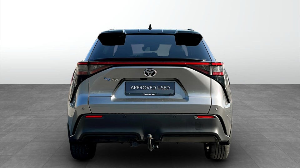 Toyota bZ4X Executive 5d