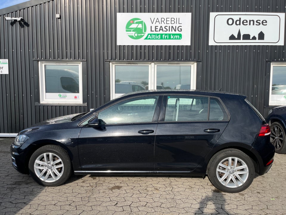 VW Golf VII 2,0 TDi 150 Comfortline DSG Van 5d