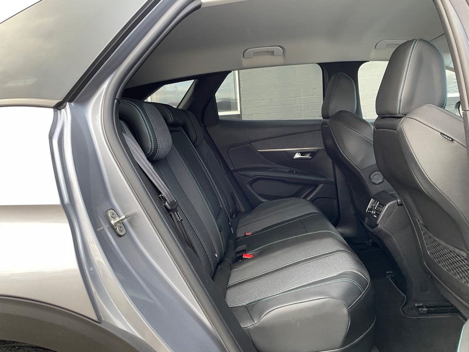 Peugeot 3008 1,6 Hybrid Allure EAT8 5d