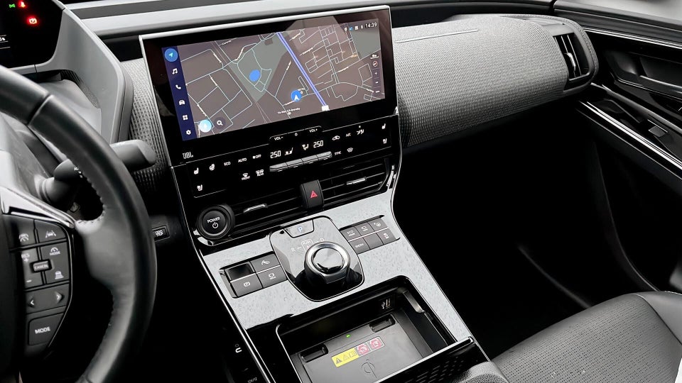 Toyota bZ4X Executive 5d