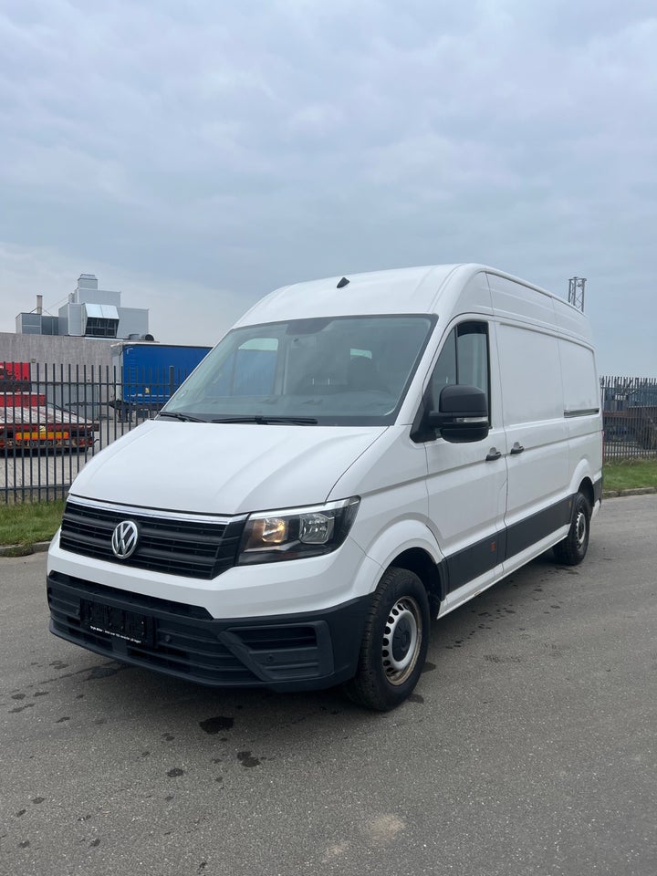 VW Crafter 35 2,0 TDi 140 Kassevogn L3H2 aut.