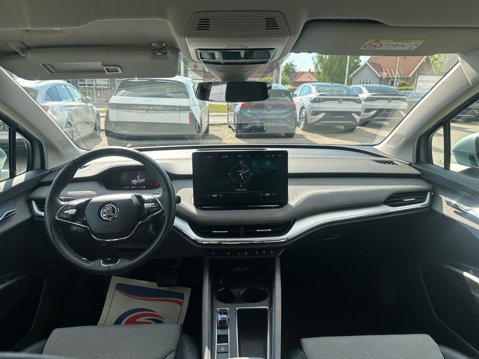Skoda Enyaq 60 iV Loft 5d