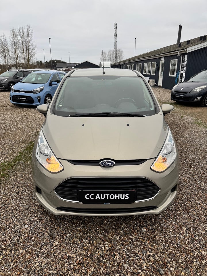 Ford B-MAX 1,0 SCTi 100 Titanium 5d