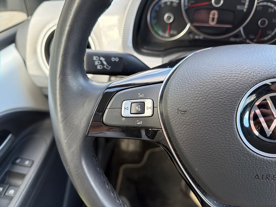 VW e-Up! Move Up! 5d