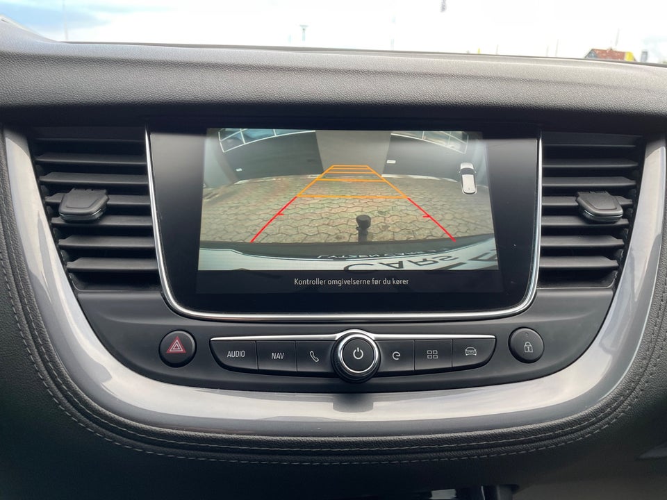 Opel Grandland X 1,6 Hybrid Cosmo Prestige aut. 5d