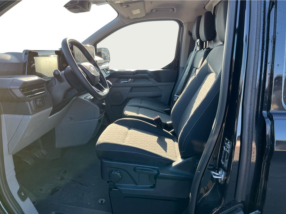 Ford Transit Custom 300L 2,0 EcoBlue Limited