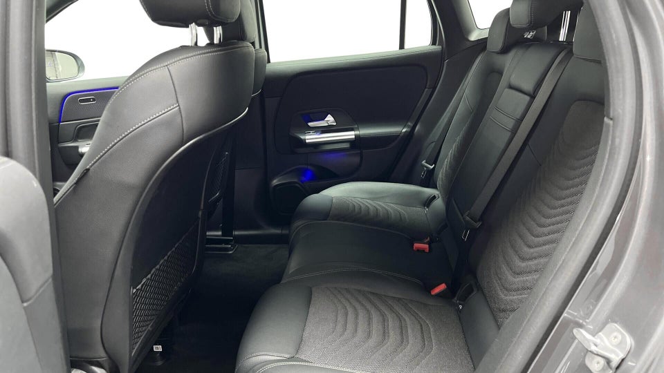 Mercedes EQA250+ Progressive 5d