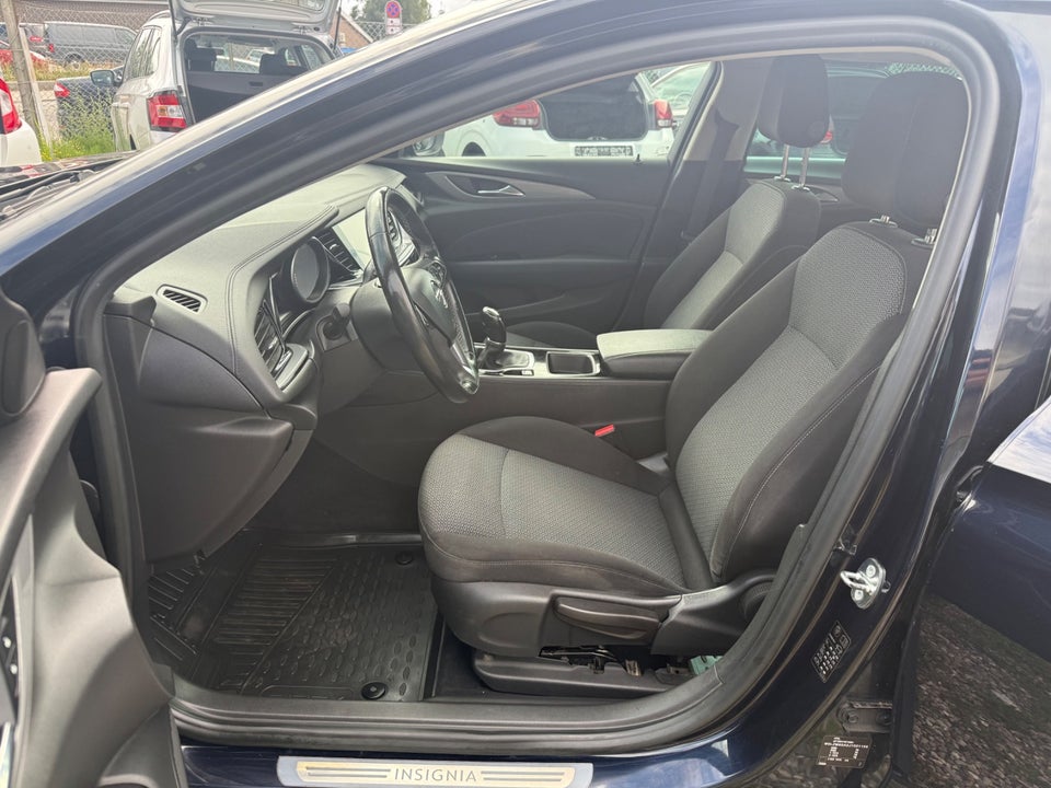 Opel Insignia 1,5 T 140 Enjoy Sports Tourer 5d