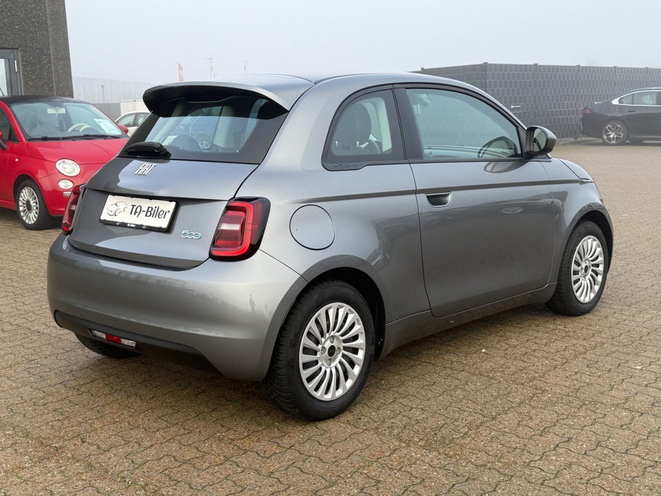 Fiat 500e 24 Action 3d