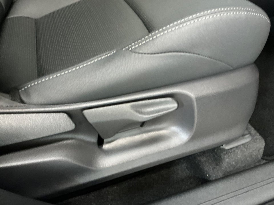 Toyota bZ4X Executive 5d