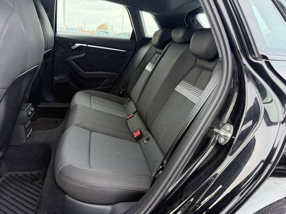 Audi A3 40 TFSi e Prestige Sportback S-tr. 5d