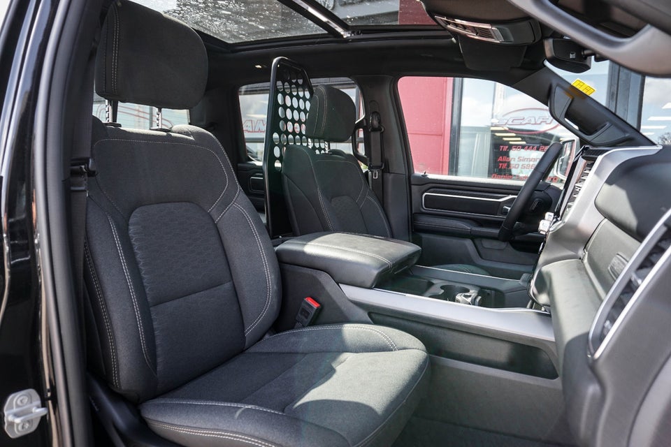 Dodge RAM 1500 3,0 Big Horn Night aut. 4d