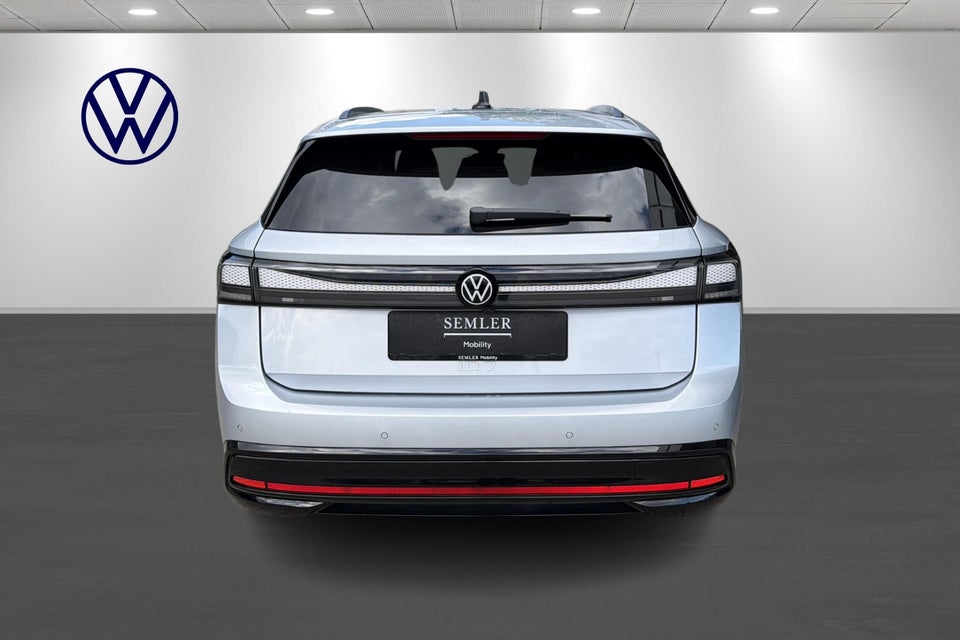 VW ID.7 77 Style+ Tourer 5d