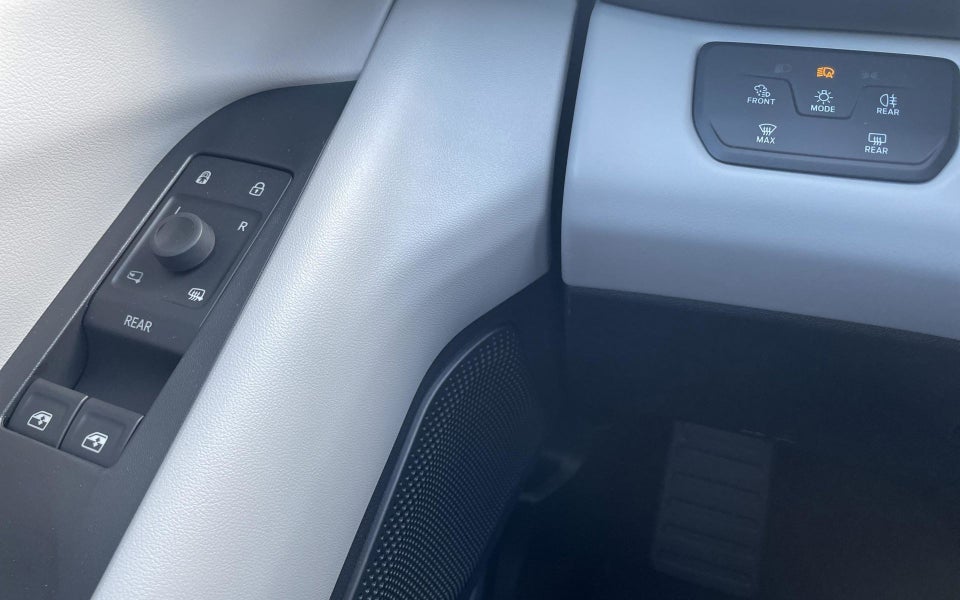 Ford Capri 84 Premium Extended Range AWD 5d