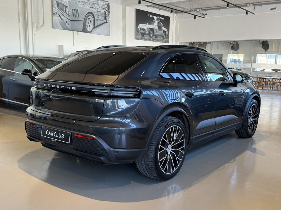 Porsche Macan 4 5d