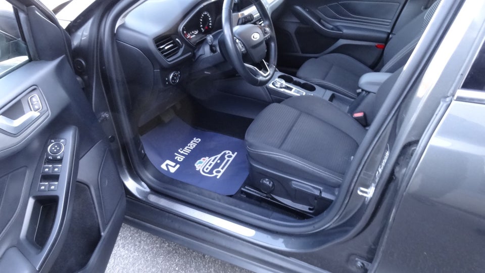 Ford Focus 1,5 EcoBlue ST-Line Business stc. aut. 5d