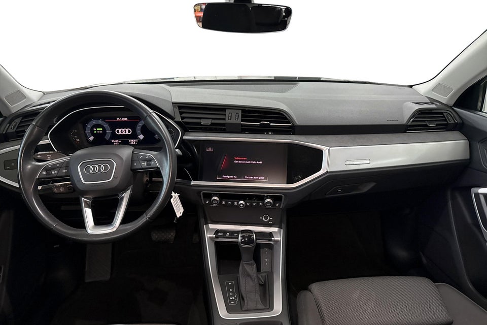 Audi Q3 45 TFSi e Attitude plus S-tr. 5d