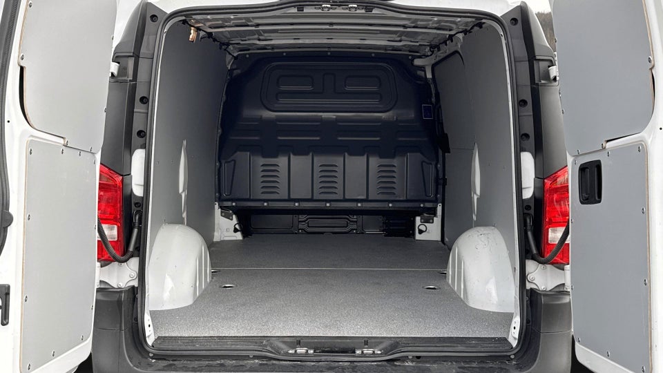 Mercedes Vito 114 2,0 CDi Kassevogn aut. L RWD