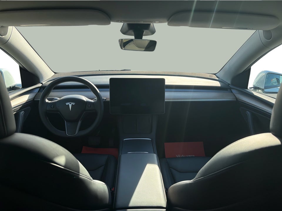 Tesla Model Y RWD 5d