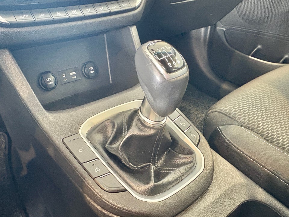 Hyundai i30 1,0 T-GDi Premium Fastback 5d