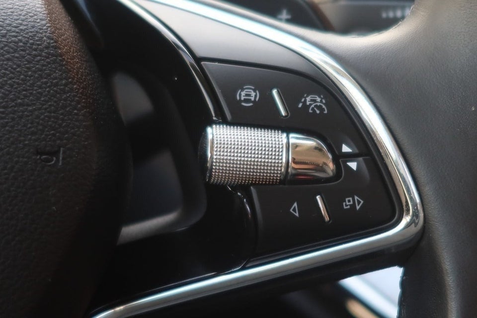 Skoda Enyaq 80 iV Loft 5d