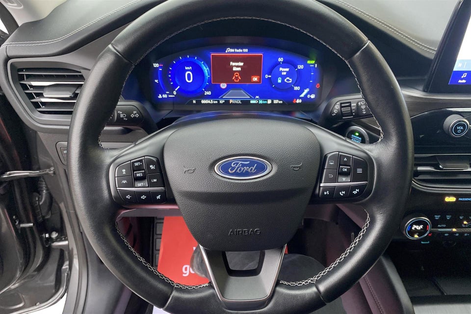 Ford Kuga 2,5 PHEV Vignale CVT 5d