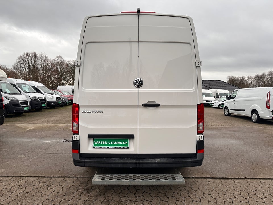 VW Crafter 35 2,0 TDi 140 Kassevogn L3H2