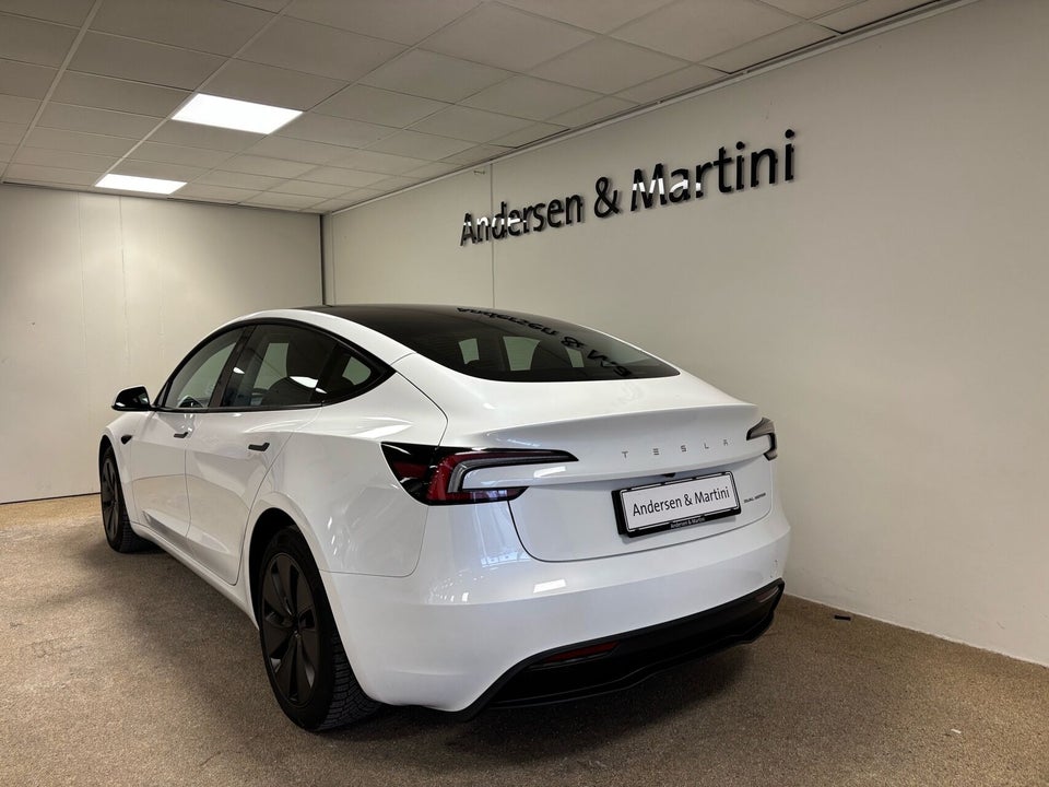 Tesla Model 3 Long Range AWD 4d