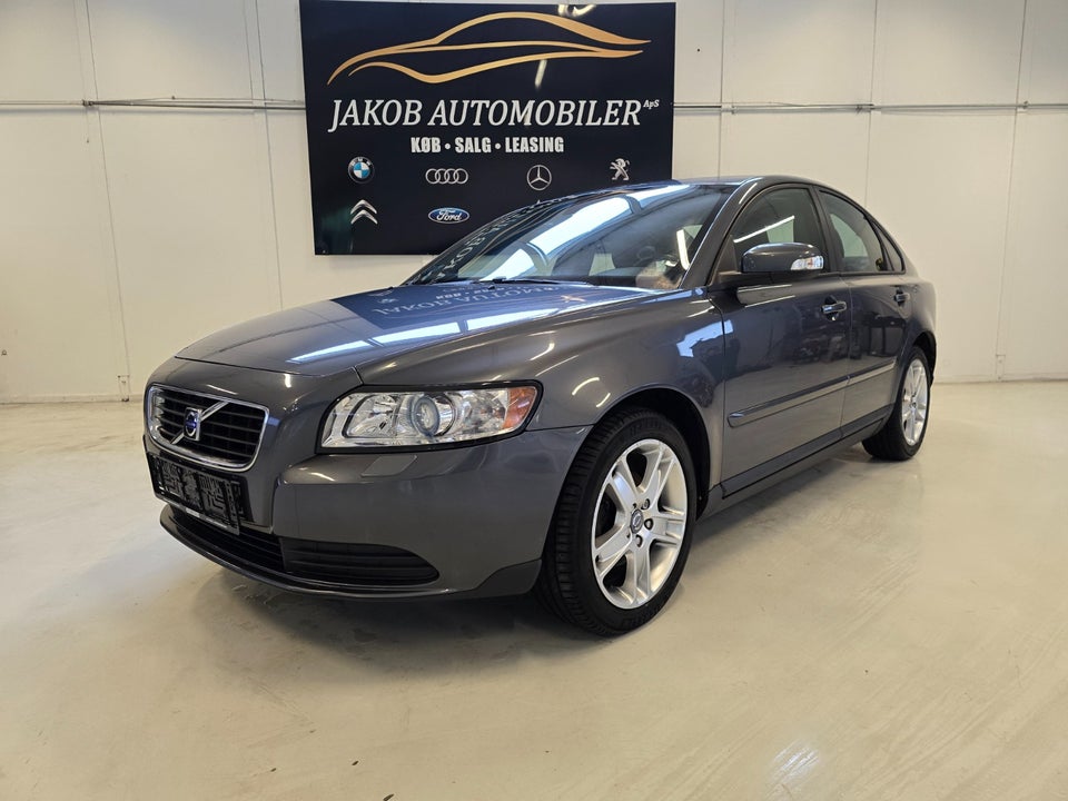 Volvo S40 1,6 D Kinetic 4d