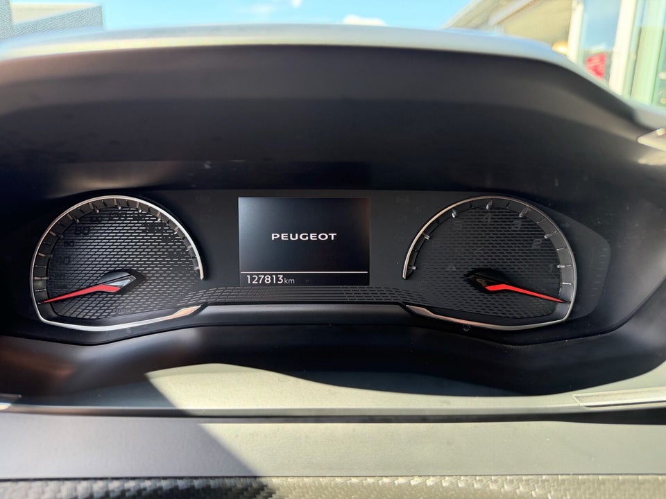 Peugeot 208 1,2 PureTech 75 Like 5d