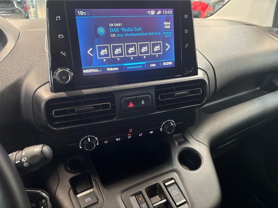 Peugeot Partner 1,5 BlueHDi 130 L1V2 Plus EAT8 Van