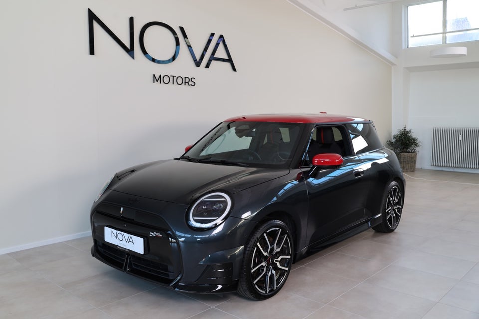 MINI Cooper SE JCW Trim XL 3d