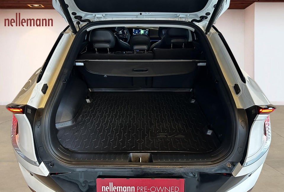 Kia EV6 84 Long Range Upgrade 5d