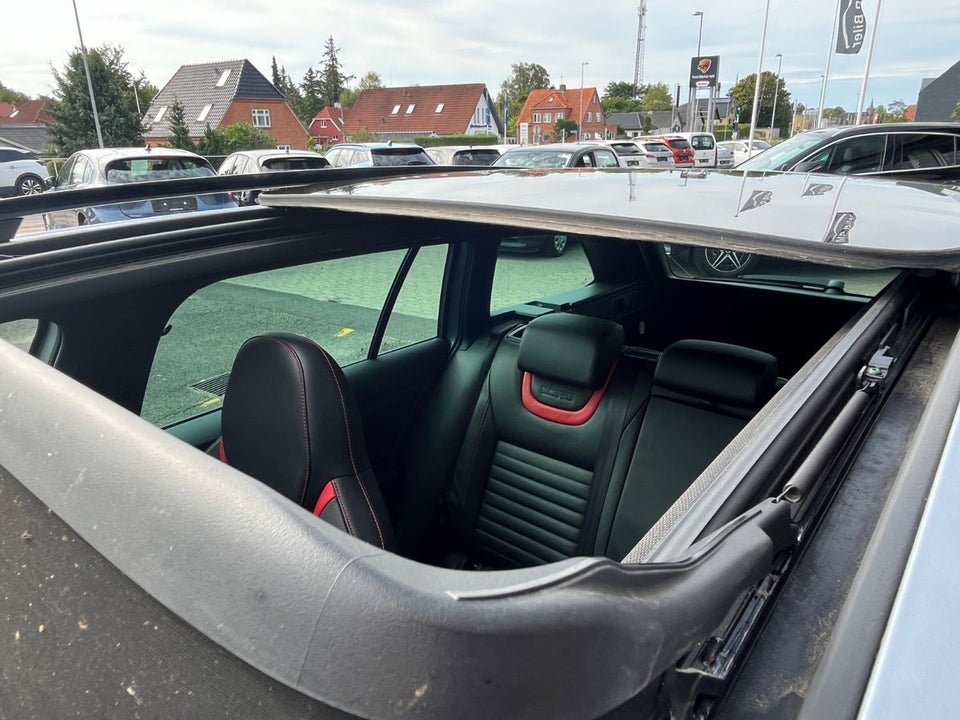 Skoda Octavia 2,0 TSi 220 RS Combi DSG 5d