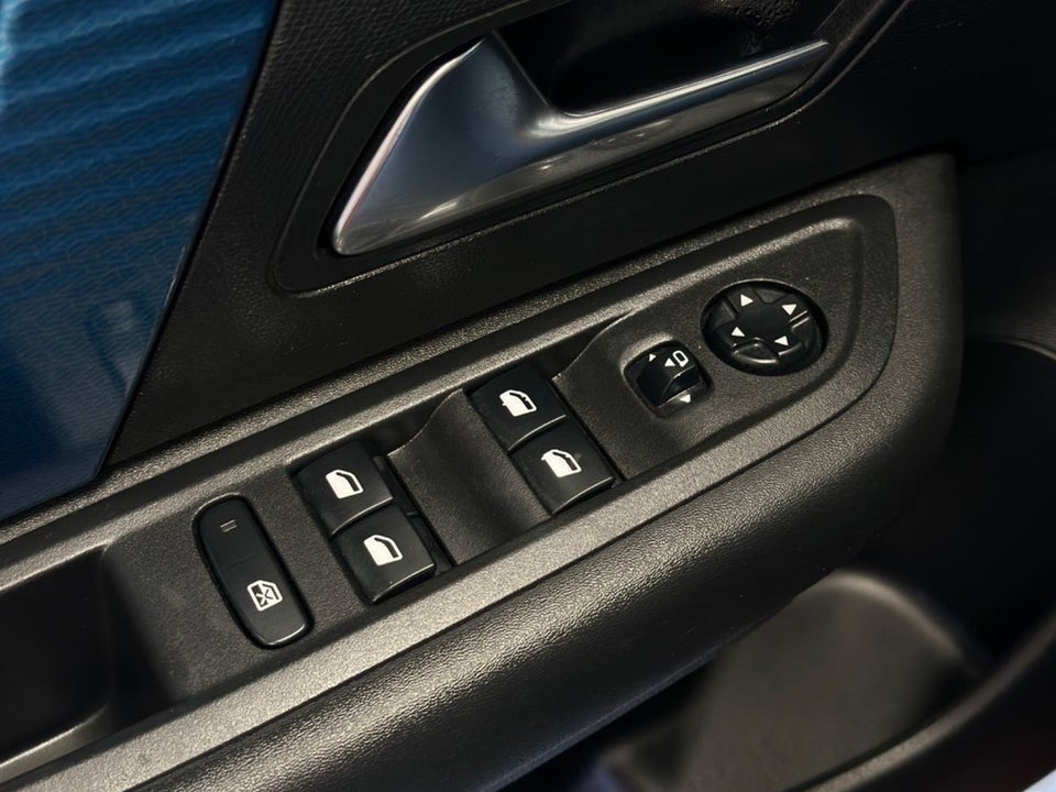 Citroën ë-C4 50 Shine 5d