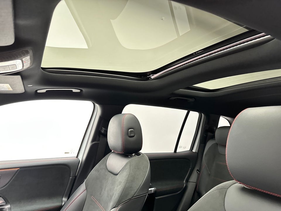 Mercedes EQB350 AMG Line 4Matic 7prs 5d