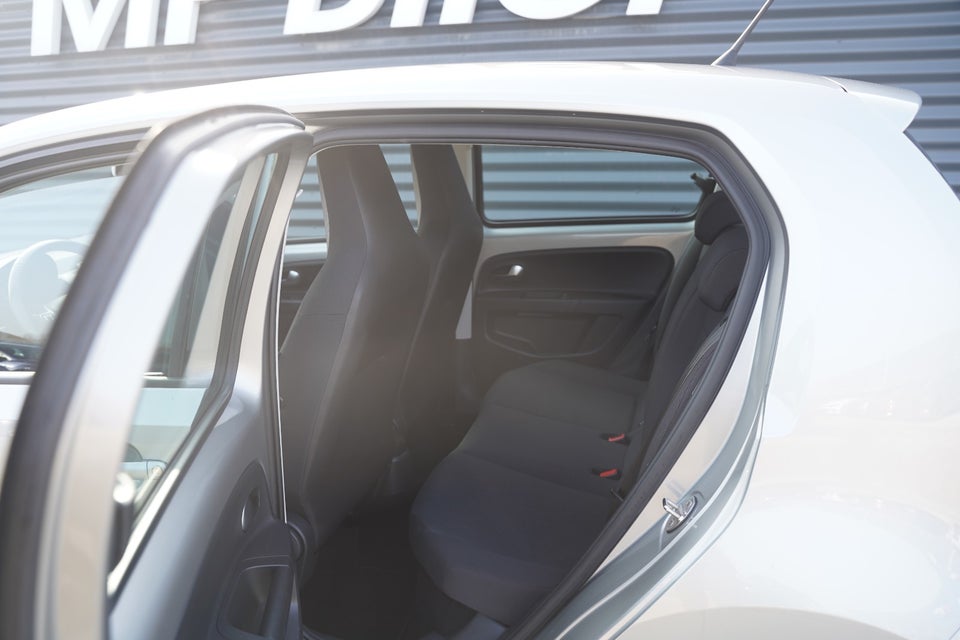 VW Up! 1,0 MPi 60 Move Up! ASG BMT 5d