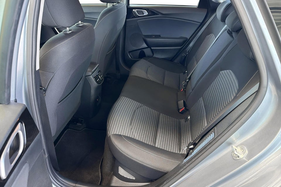 Kia Ceed 1,6 PHEV Prestige SW DCT 5d