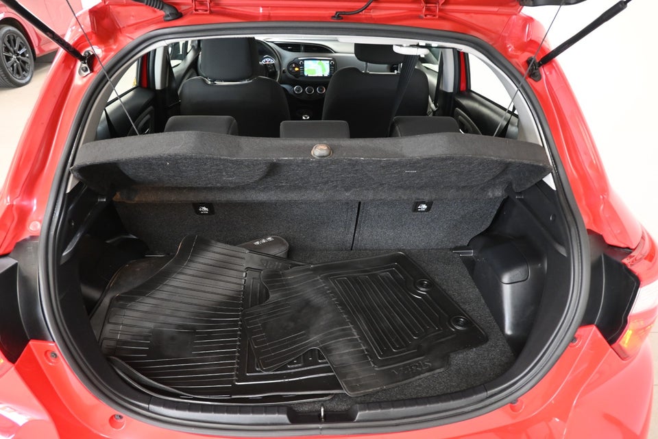 Toyota Yaris 1,0 VVT-i T2 5d