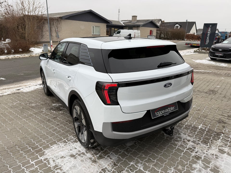 Ford Explorer 77 Premium Extended Range 5d