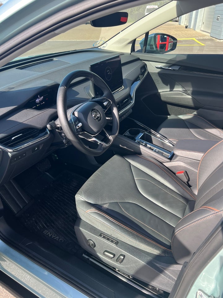 Skoda Enyaq 80 iV Suite 5d