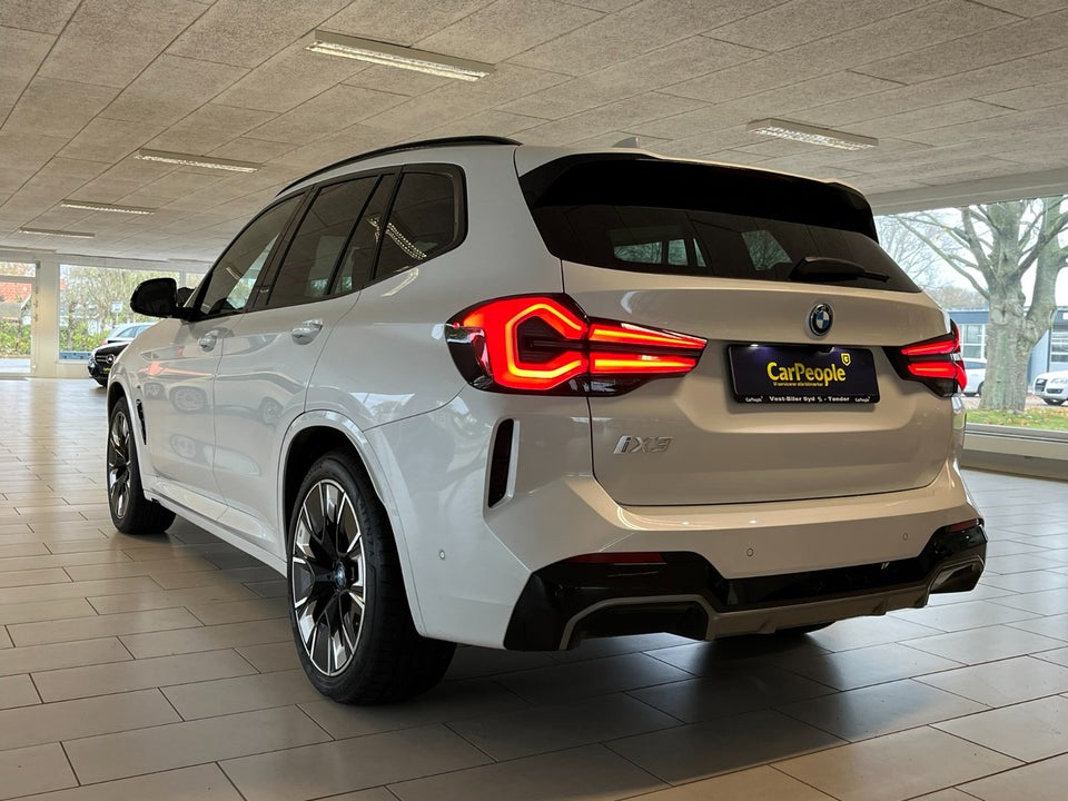 BMW iX3 Charged Plus M-Sport 5d