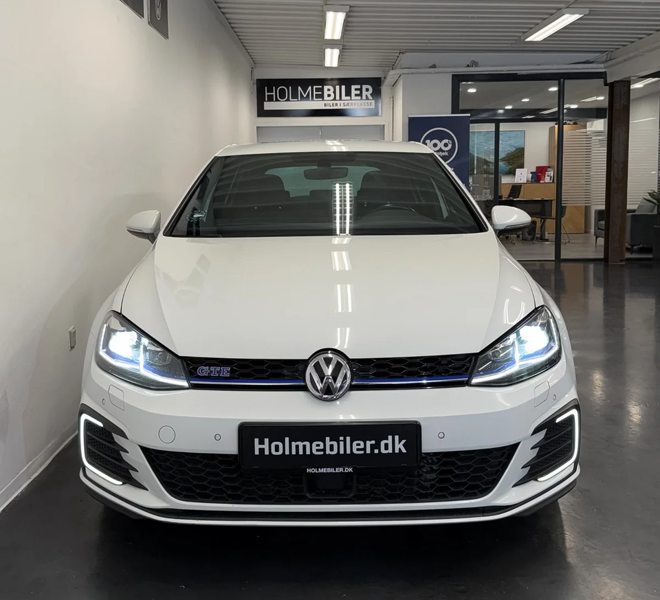 VW Golf VII 1,4 GTE DSG 5d