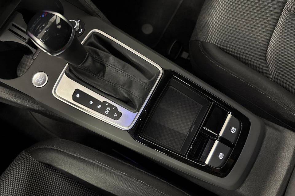 Audi Q2 35 TFSi S-line S-tr. 5d