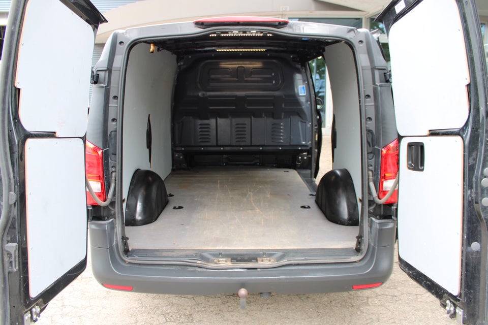 Mercedes Vito 114 2,0 CDi Kassevogn aut. L RWD
