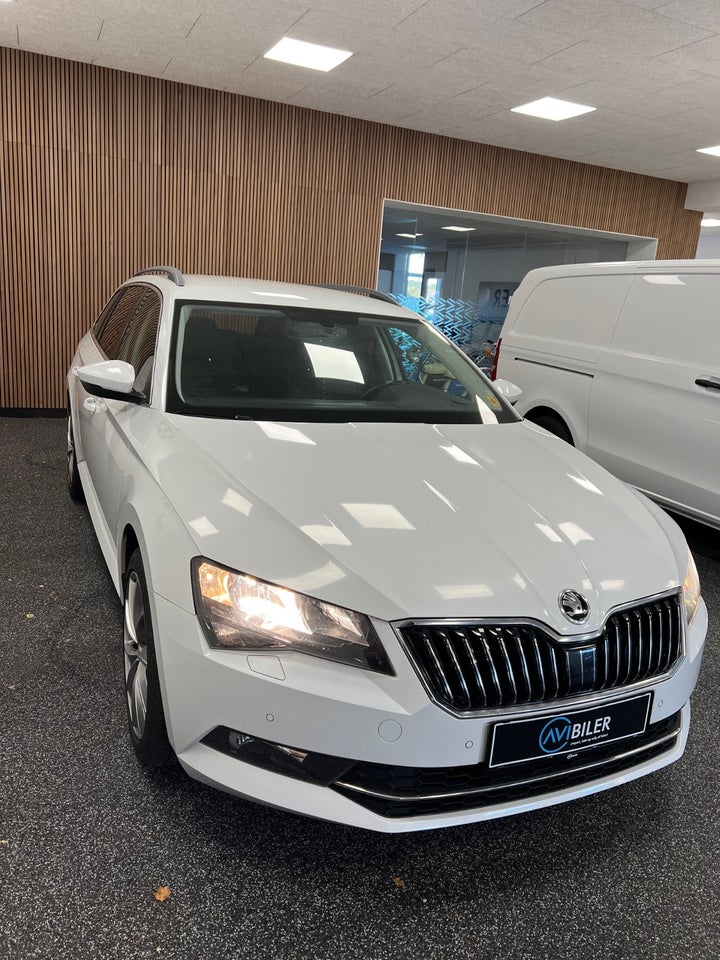 Skoda Superb 1,5 TSi 150 Ambition Combi DSG 5d