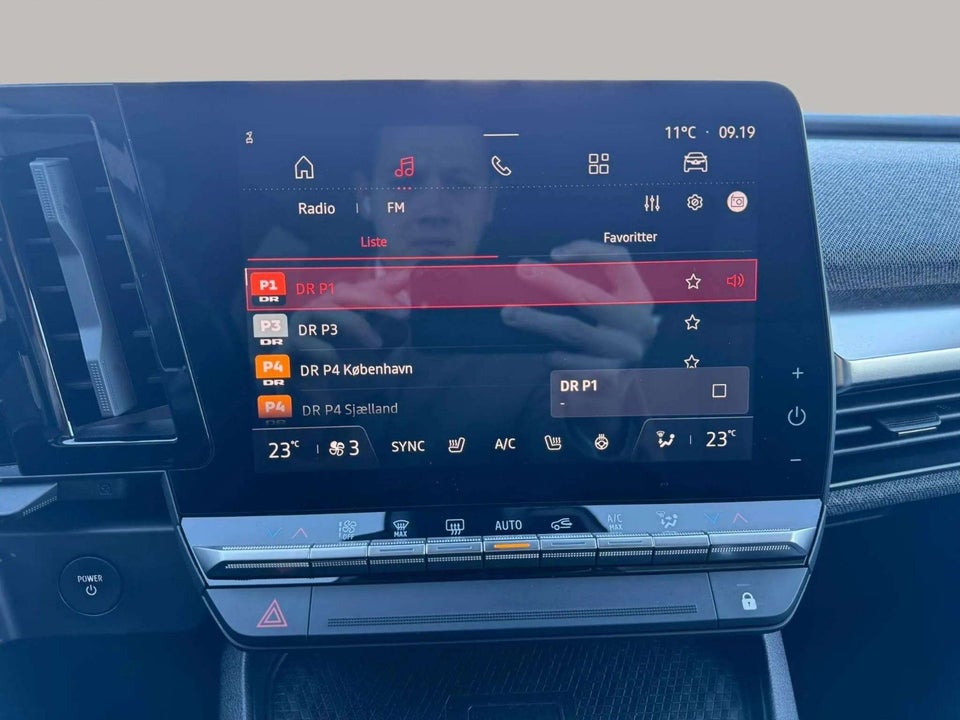 Renault Megane E-Tech 40 Equilibre 5d