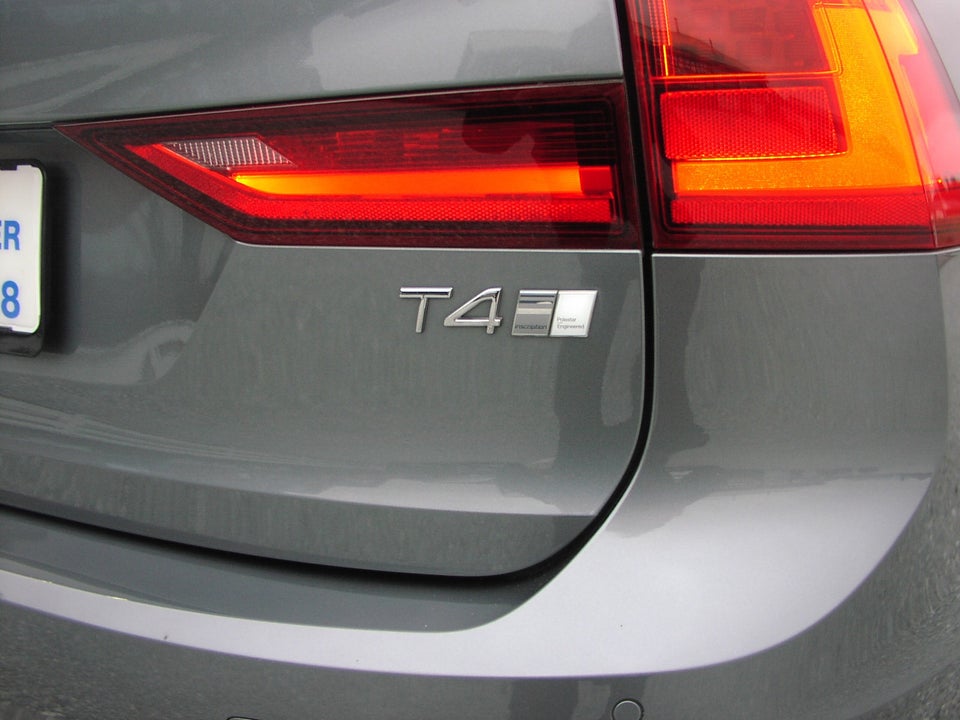 Volvo V90 2,0 T4 190 Inscription aut. 5d