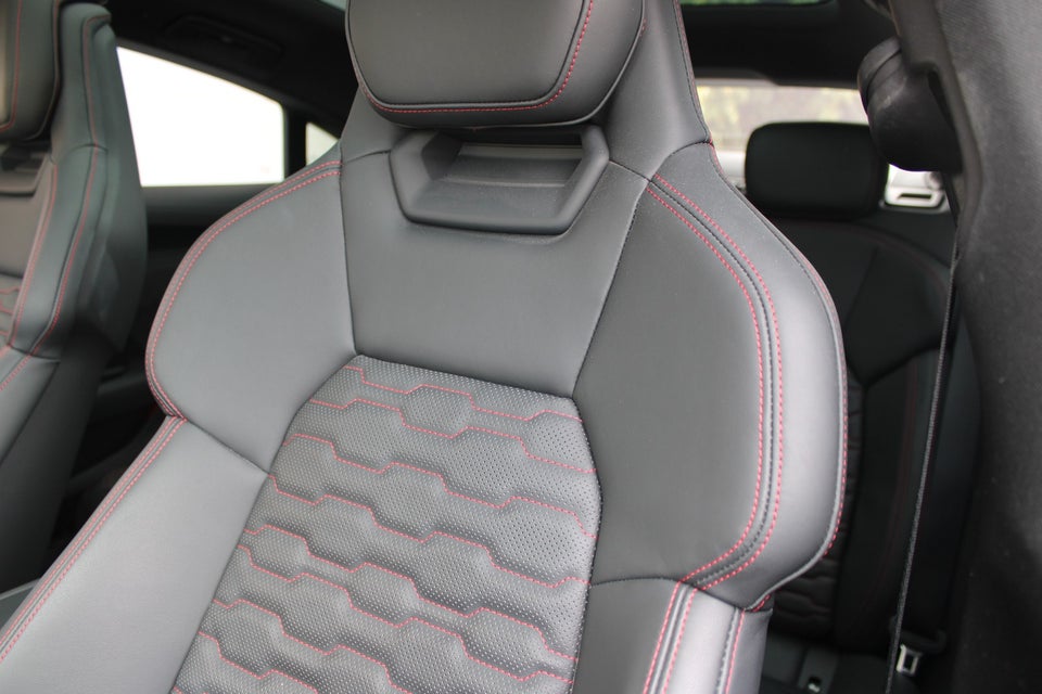 Audi e-tron GT quattro 4d